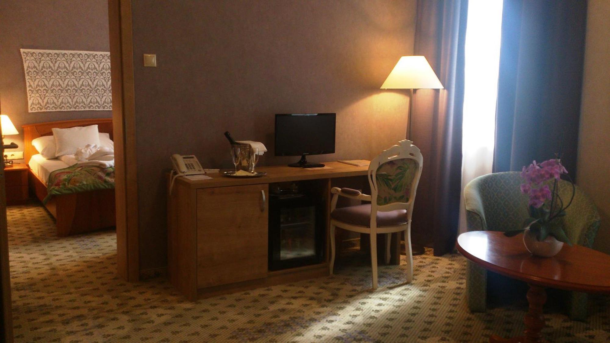 Hotel Batthyány Kúria Zalacsány Habitación foto